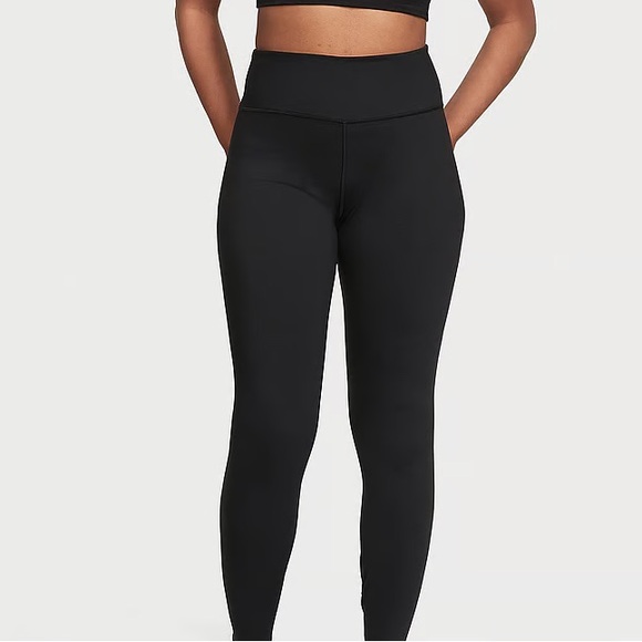 Victoria’s Secret Love Cloud Heart Seam Leggings - Size Small Black - Short - Picture 2 of 11